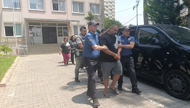 Adana'da Büyük Dolandırıcılık Operasyonu: 4 Şahıs Yakalandı