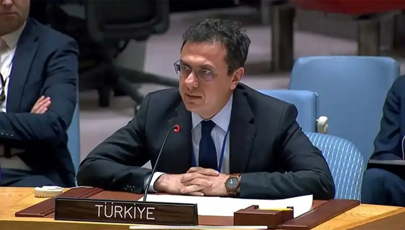 Savaşın Gölgelerindeki Ses: Keçeli, İsrail'in Suriye Hava Saldırılarına Dikkat Çekti