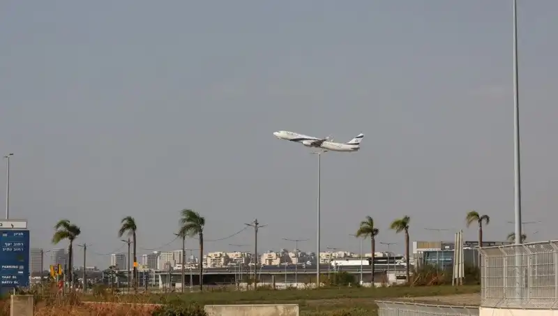 Husilerin İsrail'in Ben Gurion Havalimanı'na Düzenlediği Füze Saldırısı: Ne Anlama Geliyor?