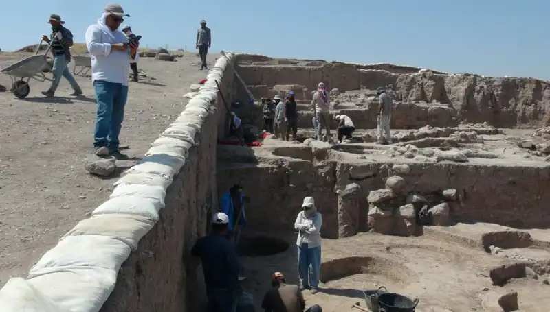 Kilis'teki Oylum Höyük'te Sıcak Hava Kazı Çalışmalarını Durdurmuyor!