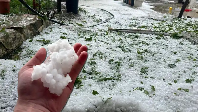 Haziran Ayında Dolu Sürprizi: Kentler Beyaza Büründü
