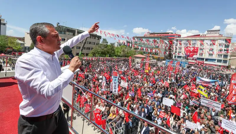 Özgür Özel: Örgütün Silah Bırakma Çağrısını Destekliyoruz