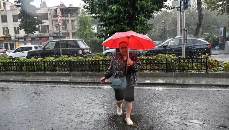 Sarı Kodlu Yağış Uyarısı: Dikkat Edilmesi Gerekenler ve Etkileri