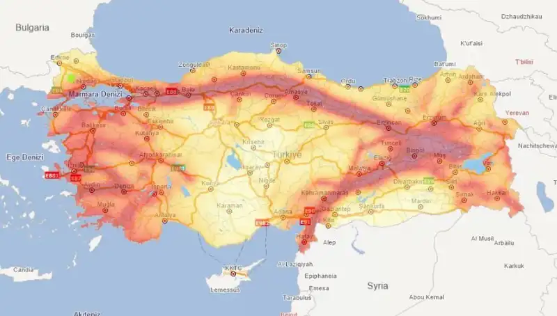 Evimizin Altında Fay Hattı mı? 2025 Diri Fay Haritası ile Deprem Riskini Öğrenin