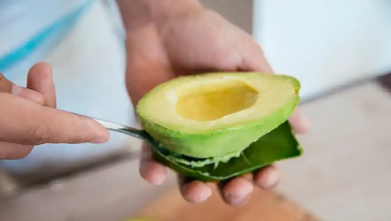 Avokado Yağları: Sağlık Faydaları ve Bilmeniz Gerekenler