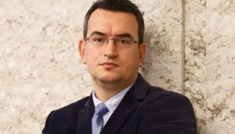 Metin Gürcan: DEVA Partisi’nin Kurucu Üyesinin Hayatı ve Siyasi Serüveni
