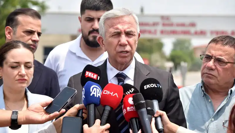 Mansur Yavaş, Antalya Büyükşehir Belediye Başkanı Muhittin Böcek'i Ziyaret Etti