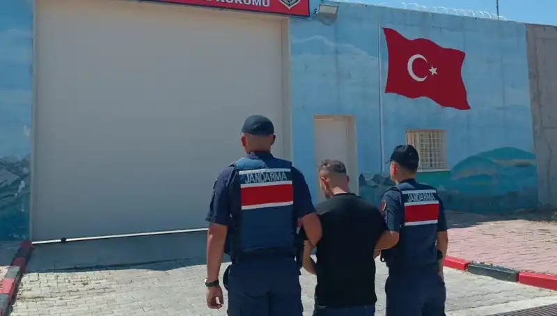 Afyon'da Düşük Profil Suçlulara Karşı Büyük Operasyon: 9 Gözaltı